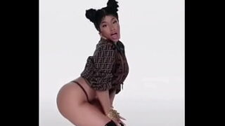 Nicki Minaj Bare Naked